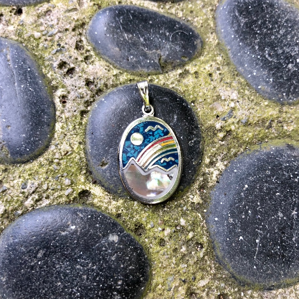 Abalone MOP Mountain Inlay Pendant - Picture 7 of 16